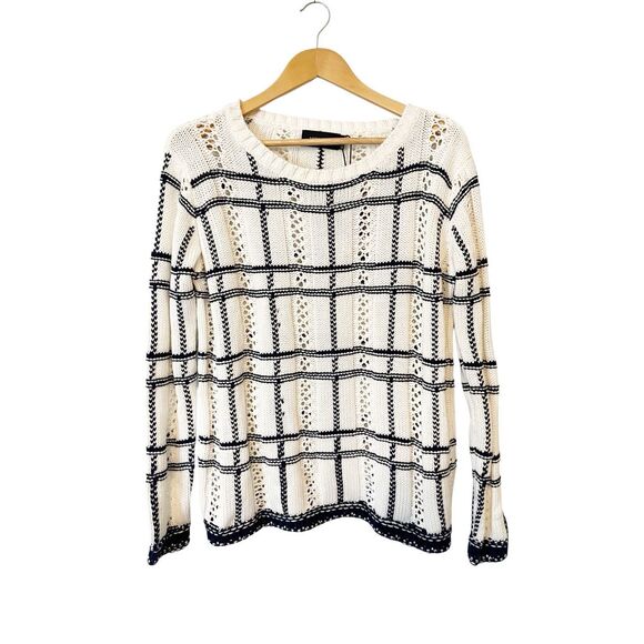 MinkPink Black and‎ White Cotton Open Knit Pullover Sweater Size Medium NWT - Picture 1 of 5
